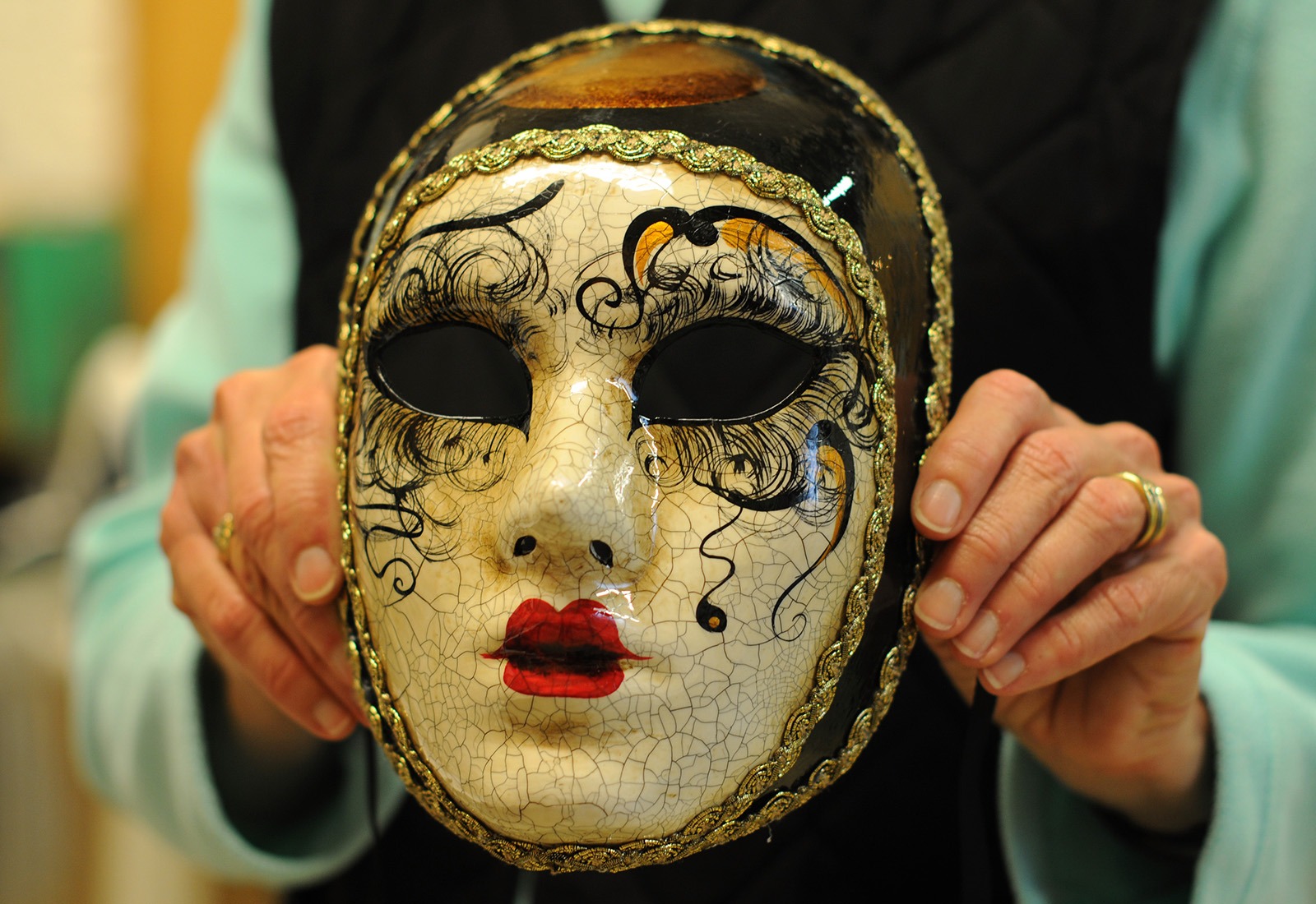 The Art of Masks for the Carnival of Venice Craftsmanship