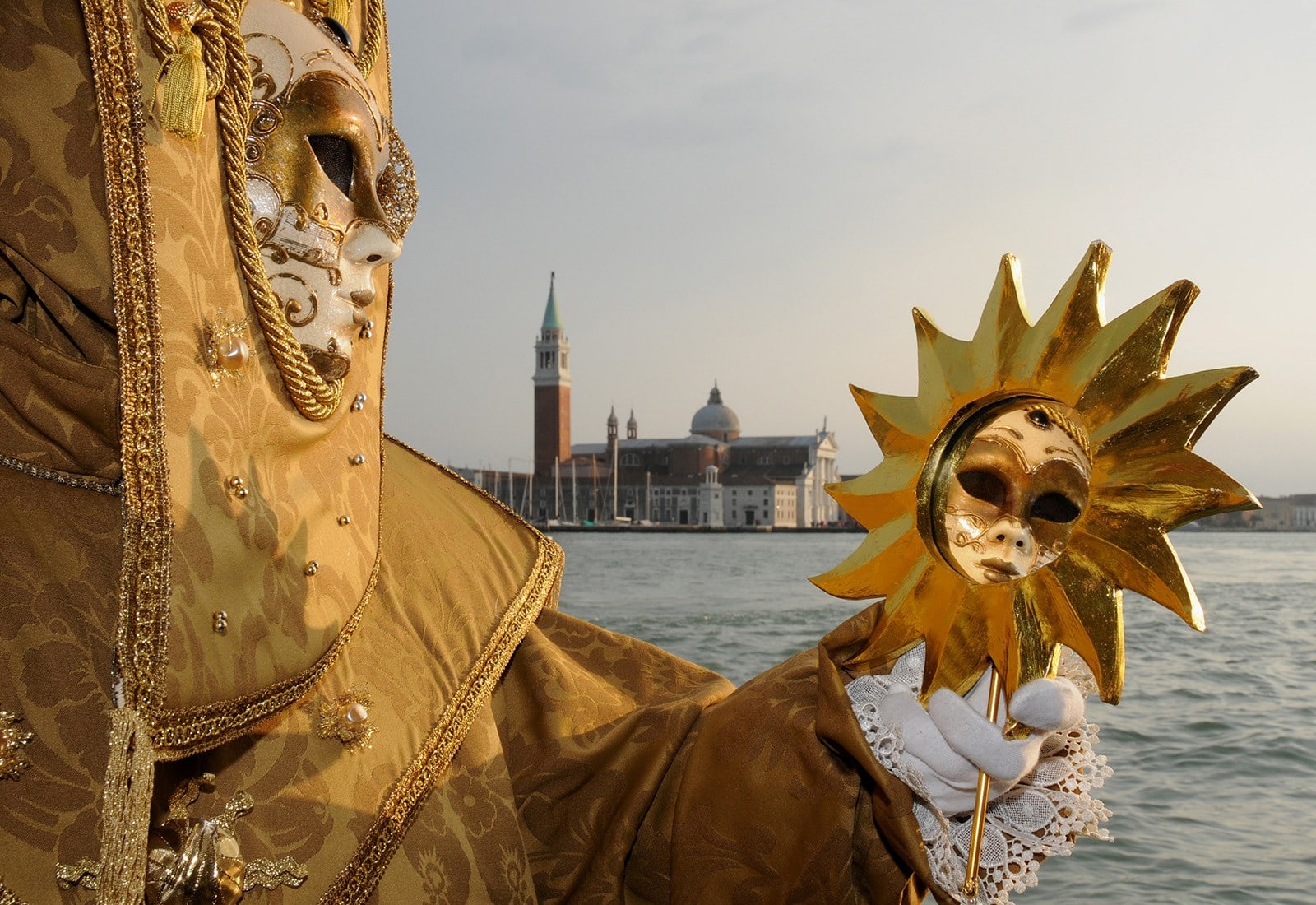 The Art Of Venetian Masks For The Carnival Of Venice Craftsmanship Magazine