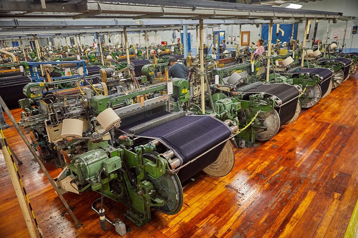 levi jeans manufacturing plants