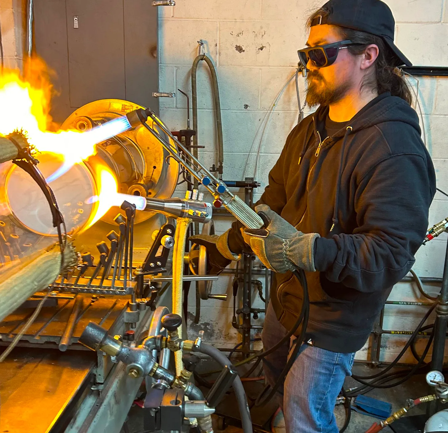 The Mad Science and Master Craft of Handblown Lab Glass | Craftsmanship ...